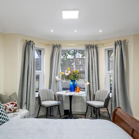 Leamington Park Studio With Parking Londen Buitenkant foto