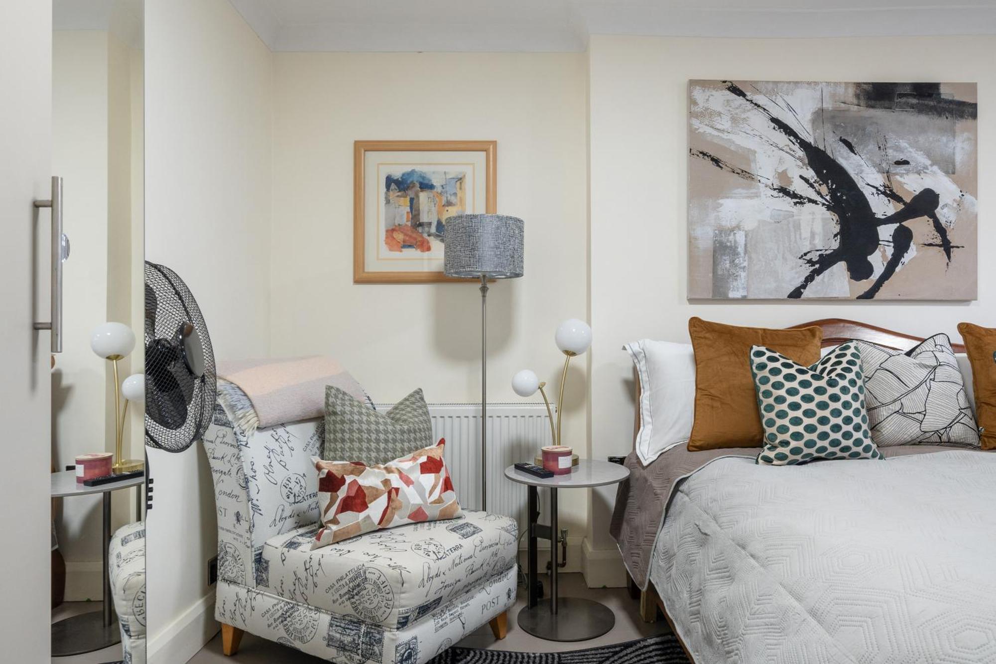 Leamington Park Studio With Parking Londen Buitenkant foto